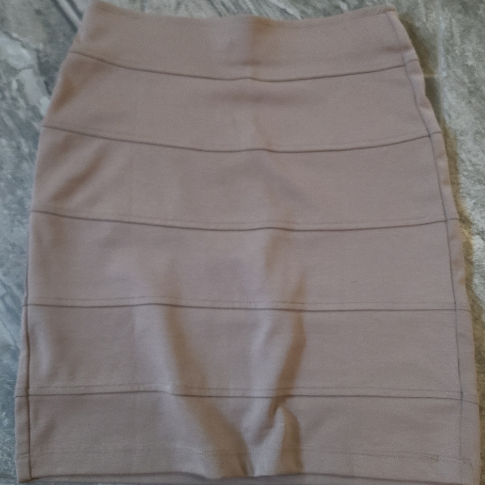 Basic House Tan Bandage Skirt